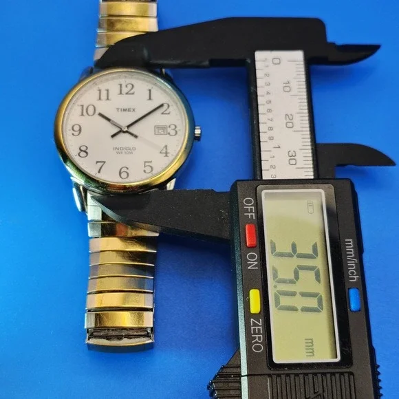 Vintage 2004 Timex Indiglo Easy Reader Date 35mm Two Tone Mens Quartz Watch